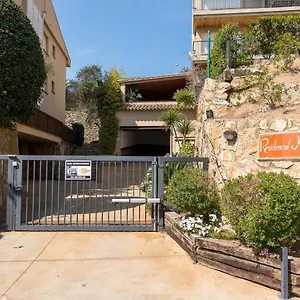 Despierta Con La Brisa Marina En De La Costa Brava Calella De Palafrugell